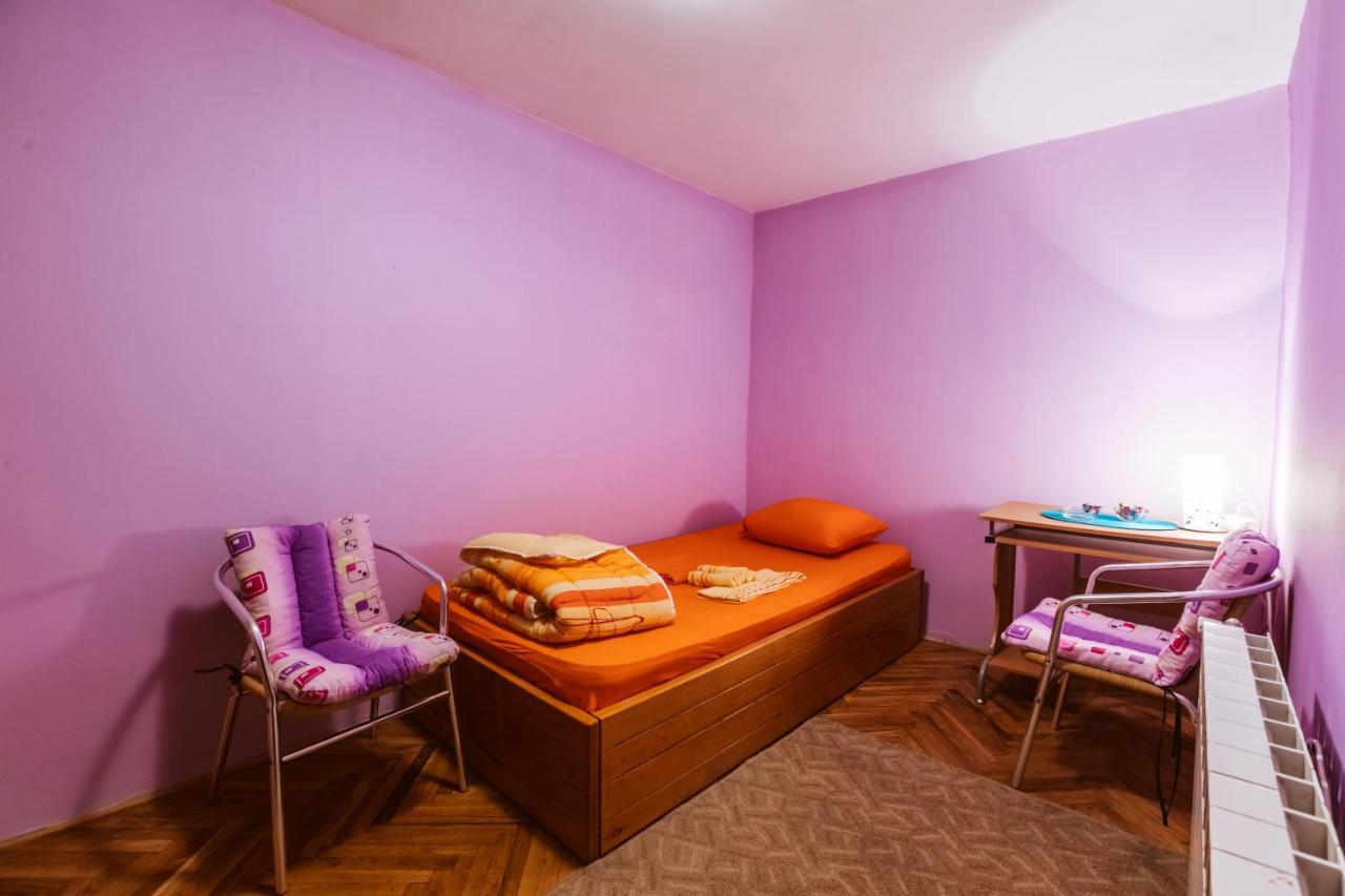 Ostello Laufer Novi Sad Esterno foto