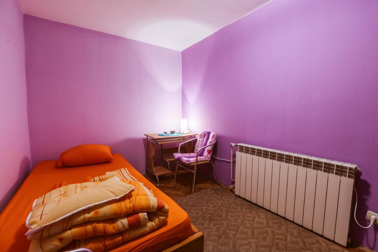 Ostello Laufer Novi Sad Esterno foto