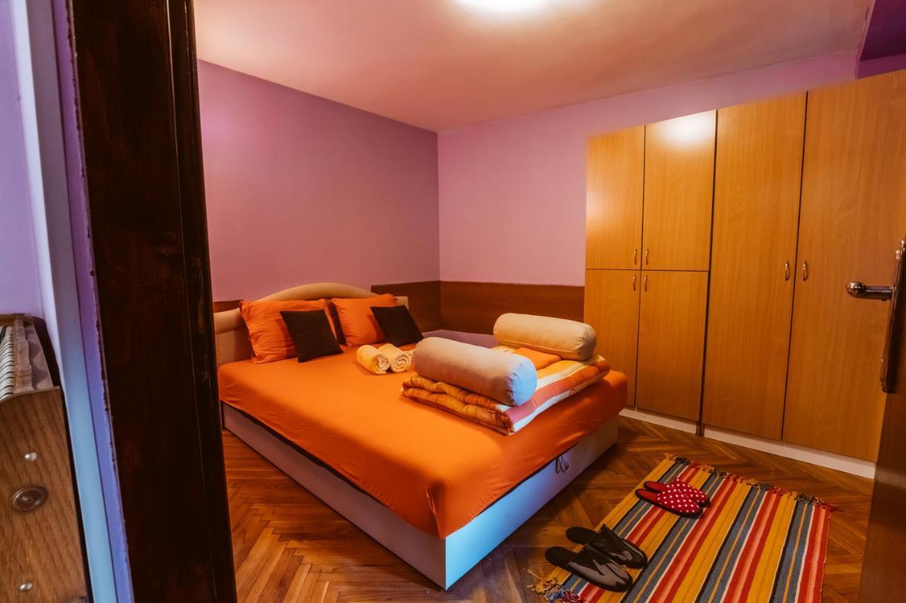 Ostello Laufer Novi Sad Esterno foto
